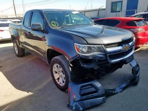 2017 Chevy Colorado LT for sale in Lynwood, CA – photo 2