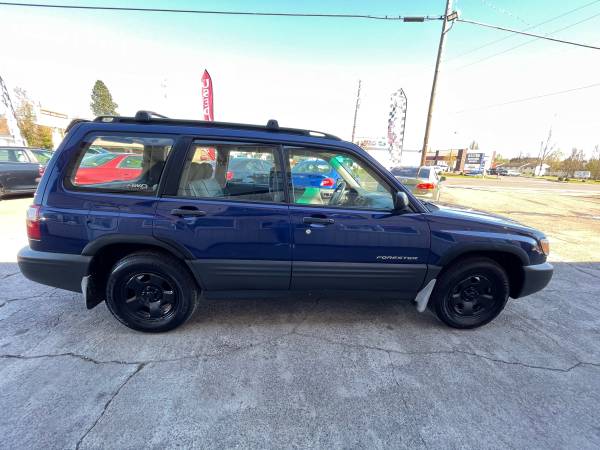 2001 Subaru Forester Limited 2 5L H4 AWD 5-Speed Manual 1Owner for sale in Vancouver, OR – photo 8