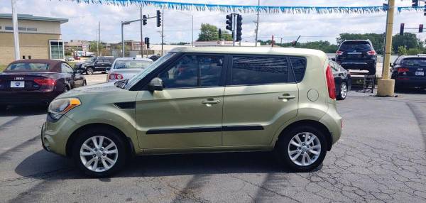 2012 Kia Soul + 4dr Crossover 6M - cars & trucks - by dealer -... for sale in Hazel Crest, IL – photo 3