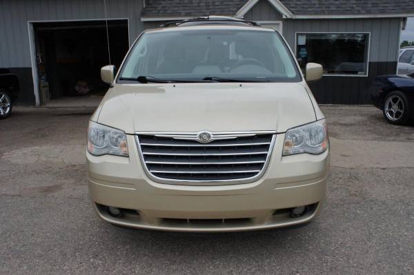 2010 Chrysler Town and Country Touring 4dr Mini Van for sale in Mancelona, MI – photo 17