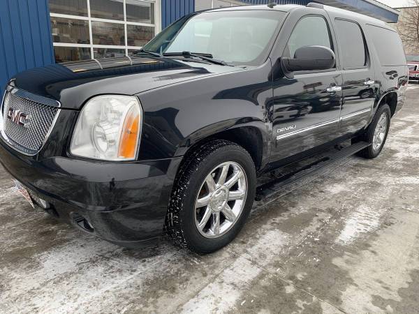 2011 GMC Yukon XL DENALI/All-Wheel Drive/Fully Loaded! for sale in Grand Forks, MN – photo 2