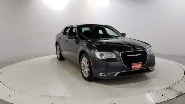 2016 Chrysler 300 4dr Sedan Limited AWD Granit for sale in Jersey City, NY – photo 7