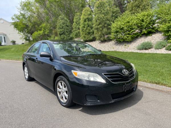 2011 Toyota Camry Le for sale in West Hartford, CT – photo 3