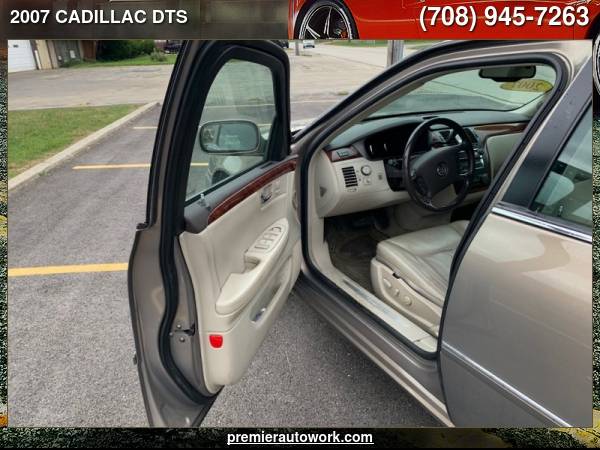 2007 CADILLAC DTS - cars & trucks - by dealer - vehicle automotive... for sale in Alsip, IL – photo 21