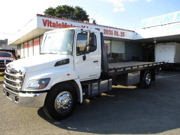 2014 Hino 338 22 ROLL BACK, TOW TRUCK 106K, ** UNDER 26K GVW - cars... for sale in south amboy, NJ – photo 2