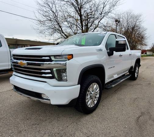 2020 Chevy Silverado 2500HD High Country 4x4 Crew w/ 19k Miles -... for sale in Green Bay, WI – photo 9