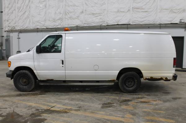 2007 Ford E250 Ext Cargo Van for sale in West Henrietta, NY – photo 2