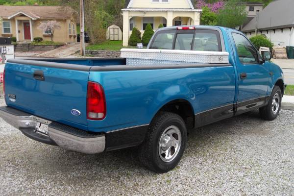 1997 Ford F-150 XL NO RUST LOOKS LIKE NEW ! 56k Miles for sale in Cincinnati, KY – photo 3