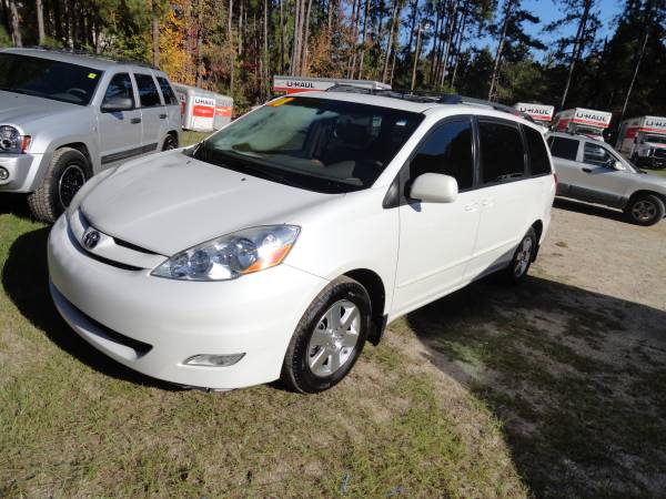 '08 Toyota Sienna Limited, Pearl White, Leather, DVD, MINT IN/OUT!!... for sale in Chapin, SC – photo 11