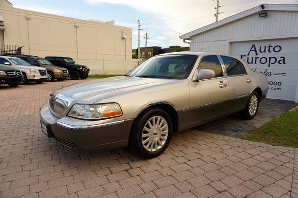 2003 Lincoln Town Car Signature - Low Miles, Immaculate Condition, Lea for sale in Naples, FL – photo 7