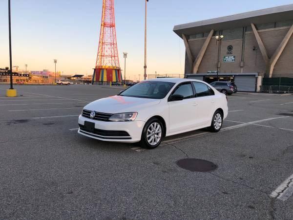 Gas Saver 15 VW Jetta Compact Sedan Excellent condition! White & for sale in Brooklyn, NY – photo 18