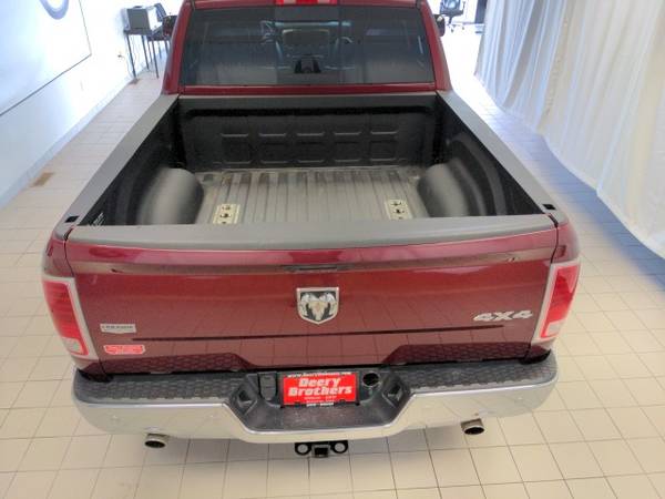 2017 Ram 1500 4WD 4D Crew Cab/Truck Laramie - - by for sale in Dubuque, IA – photo 13