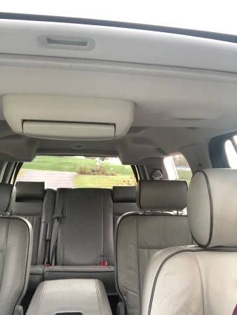 2006 Lincoln Navigator Luxury Sport Utility 4D for sale in Fogelsville, PA – photo 4