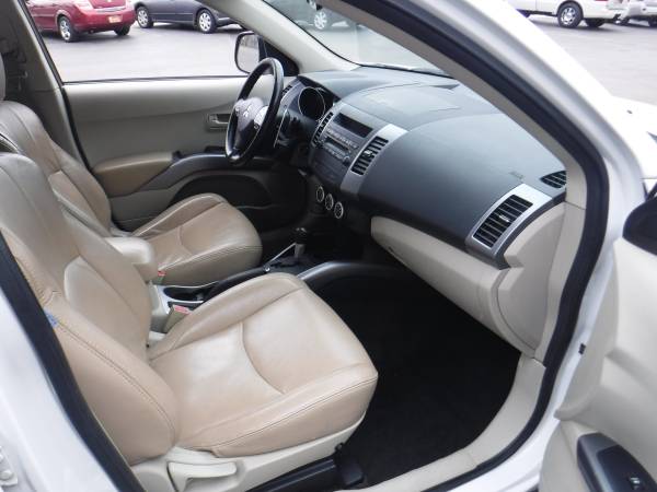 2007 MITSUBISHI OUTLANDER 3RD ROW LEATHER - - by for sale in Loves Park, IL – photo 5
