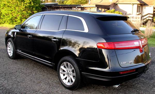 2014 Lincoln MKT Town Car AWD, 3 7L V6, clean, loaded, runs for sale in Coitsville, OH – photo 6