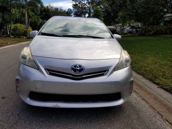 2012 Toyota Prius V - cars & trucks - by owner - vehicle automotive... for sale in SAINT PETERSBURG, FL – photo 2