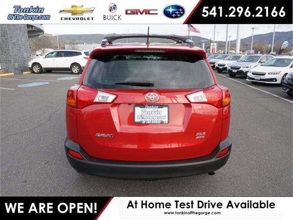 2013 Toyota RAV4 AWD All Wheel Drive RAV 4 XLE SUV for sale in The Dalles, OR – photo 5