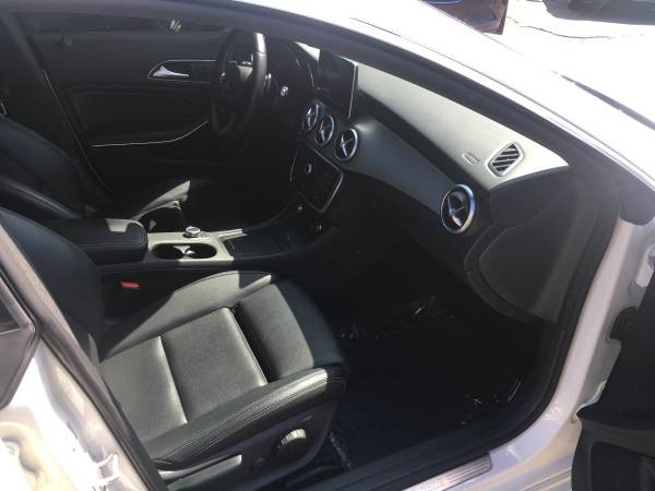 2016 Mercedes-Benz CLA 250 ONE OWNER (US MOTORS) for sale in Stockton, CA – photo 7