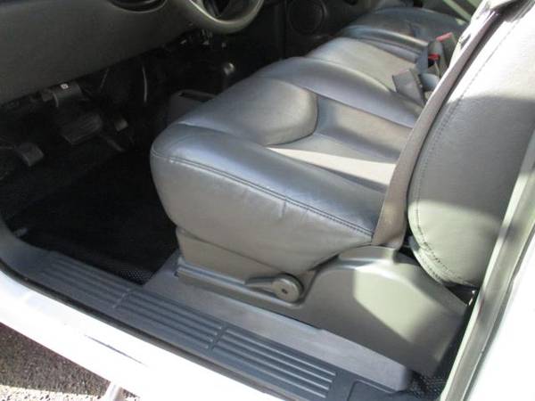 2007 Chevrolet Silverado 3500 Classic REG. CAB 4X4 GAS, CAB CHASSIS... for sale in South Amboy, DE – photo 7