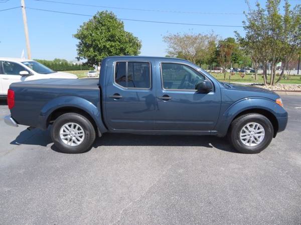 2019 Nissan Frontier Crew Cab 4x2 SV Auto pickup Blue - cars & for sale in Lyman, SC – photo 2