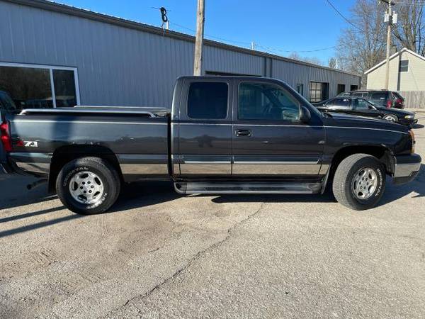 2003 Chevrolet Silverado 1500 Ext Cab 143.5 WB 4WD LS - cars &... for sale in CENTER POINT, IA – photo 2