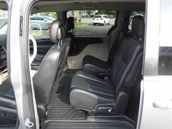 2015 chrysler Town and Country call BETO today - - by for sale in Stone Mountain, GA – photo 5