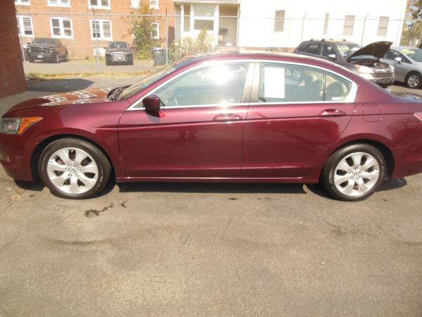 2008 honda accord - cars & trucks - by dealer - vehicle automotive... for sale in West Hartford, CT – photo 8