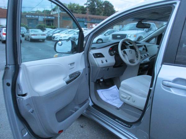 2011 Toyota Sienna sport LE **8 passenger/Like New/Clean & New... for sale in Roanoke, VA – photo 12