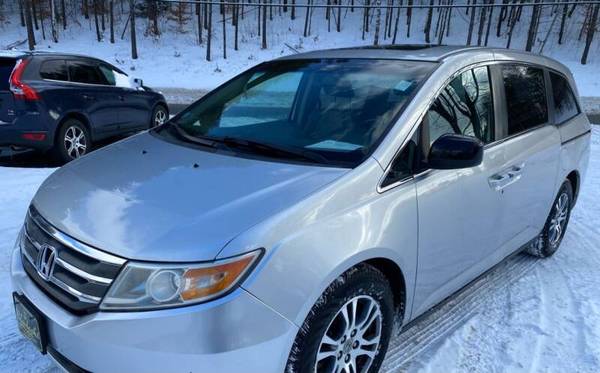 10, 999 2012 Honda Odyssey EXL Roof, Leather, Back Up Camera for sale in Belmont, NH – photo 3