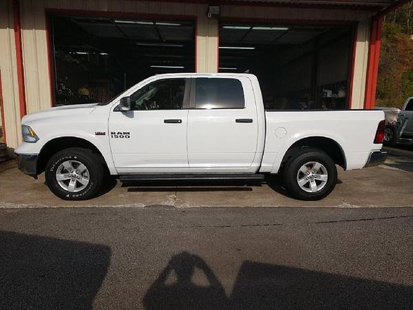 2013 RAM 1500 SLT Crew Cab SWB 4WD - - by dealer for sale in Cleveland, SC – photo 6