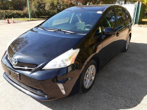 2012 TOYOTA PRIUS V - cars & trucks - by dealer - vehicle automotive... for sale in Memphis, AR – photo 2
