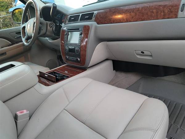 2008 CHEVROLET SUBURBAN LTZ $995 Down Payment - cars & trucks - by... for sale in Temple Hills, District Of Columbia – photo 9