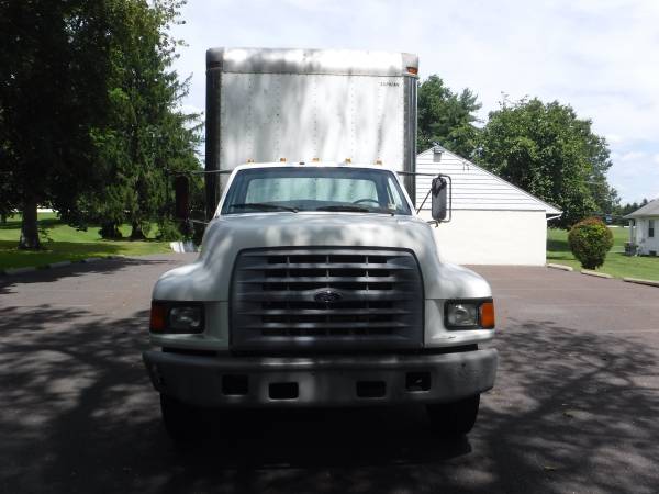 Ford F700 18 foot boc Truck**1 owner for sale in Newtown, PA – photo 7