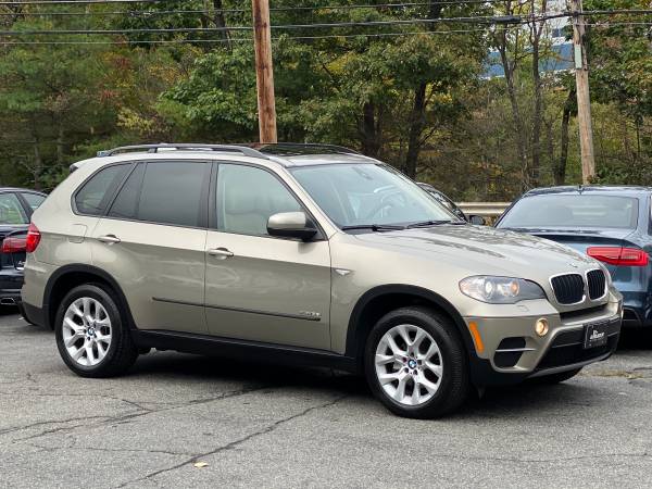 Beige 2011 BMW X5 xDrive35i Premium - panoroof, heated wheel, finance for sale in Middleton, MA – photo 12