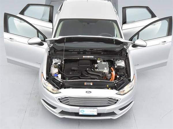 2018 Ford Fusion SE Hybrid Sedan 4D sedan Silver - FINANCE ONLINE for sale in Charleston, SC – photo 4