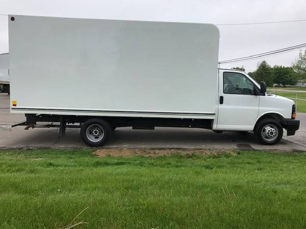 2017 GMC Savana 16' Box Truck ***FACTORY WARRANTY***REDUCED*** for sale in Swartz Creek,MI, IA – photo 6