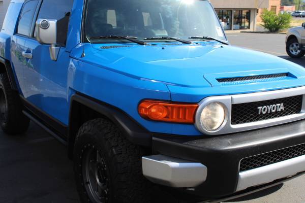2007 Toyota FJ Cruiser (Immaculate , 1 owner) - - by for sale in Medford, OR – photo 21