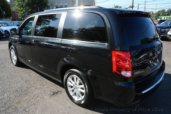 2019 *Dodge* *Grand Caravan* *SXT* Onyx Black for sale in Linden, NJ – photo 5