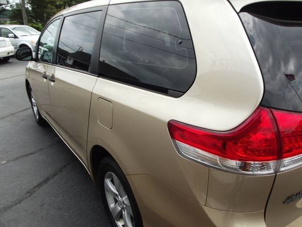 2011 Toyota Sienna: Local 1 Owner, 96k mi, Very Clean for sale in Willards, MD – photo 12