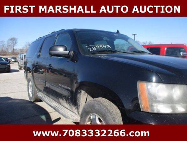2010 Chevrolet Chevy Suburban LT - Auction Pricing for sale in Harvey, WI – photo 2