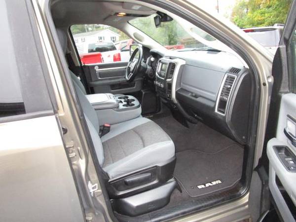 2013 RAM 1500 4WD Quad Cab 140.5 Big Horn - cars & trucks - by... for sale in Maple Shade, NJ – photo 11