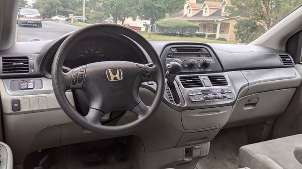 41 SERVICE RECORDS-DEALER MAINTAINED-SILVER HONDA ODYSSEY EX - SEATS... for sale in Hiram, GA – photo 6