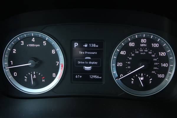 2019 Hyundai Sonata SE. Blind Spot Monitor, Bluetooth, 12k Miles -... for sale in Eureka, CA – photo 15