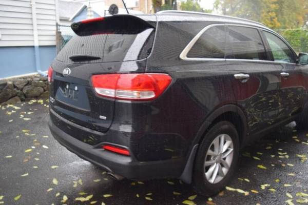 *2017* *Kia* *Sorento* *LX 4dr SUV* - cars & trucks - by dealer -... for sale in Paterson, PA – photo 20