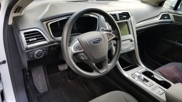 2017 Ford Fusion SE for sale in Cumming, IA – photo 5