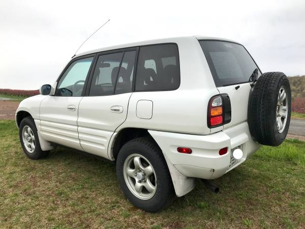 1999 Toyota Rav4 4WD/4x4 5 Speed Clean - - by dealer for sale in Other, VT – photo 6