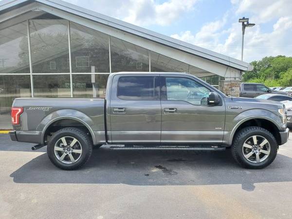 2016 Ford F150 SuperCrew Cab 4WD XLT Pickup 4D 5 1/2 ft Trades Welcome for sale in Harrisonville, MO – photo 9