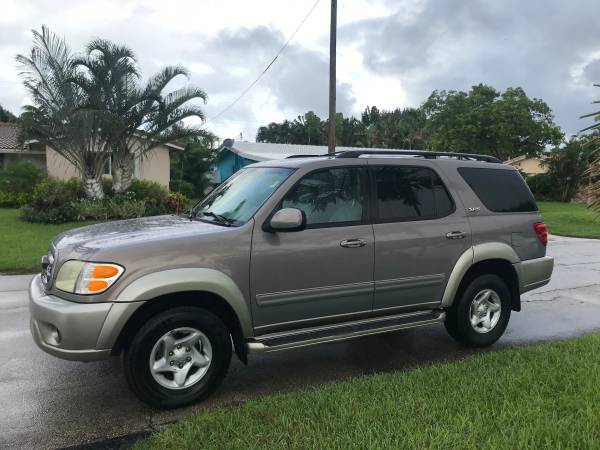 2002 Toytoa Sequoia 3rd Row Clean Title Car Only 2 owners ask for sale in Pompano Beach, FL – photo 2
