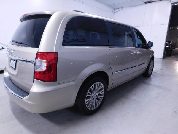 2012 Chrysler Town and Country Touring 4dr Mini Van - NO DEALER FEES! for sale in Orlando, FL – photo 4