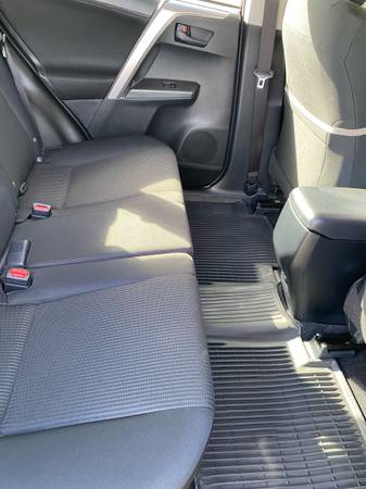 Toyota RAV 4 LE 2017 (5500 miles) for sale in Other, Other – photo 7